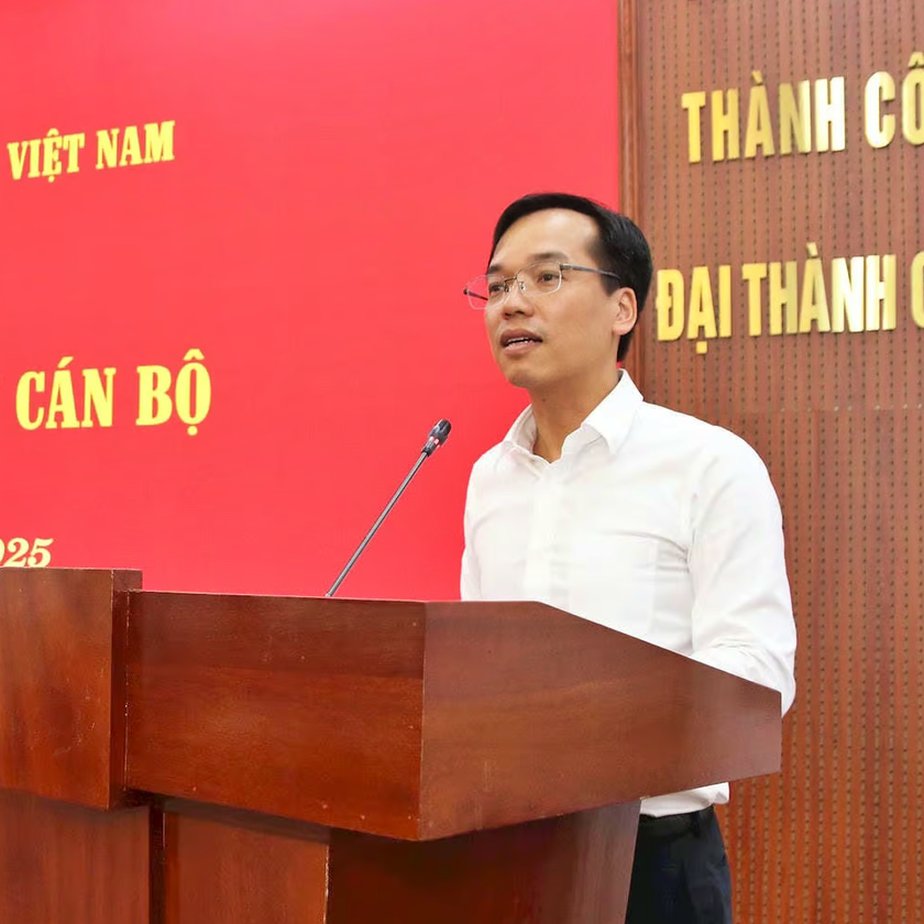 Phấn đấu 100% xã, phường thiết lập trang mạng xã hội để tương tác trực tiếp với người dân - Ảnh 2.