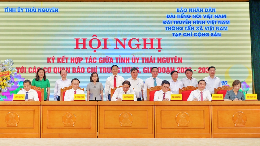 5 cơ quan b&aacute;o ch&iacute; chủ lực k&yacute; hợp t&aacute;c truyền th&ocirc;ng với tỉnh Th&aacute;i Nguy&ecirc;n - Ảnh 1.
