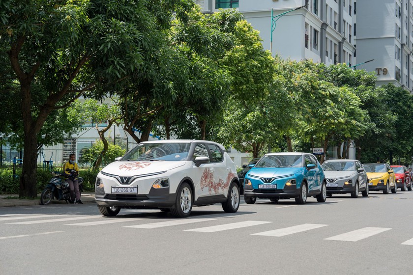 Sắm &ocirc; t&ocirc; đi l&agrave;m với vốn &ldquo;0 đồng&rdquo;: Tuyệt chi&ecirc;u gi&uacute;p d&acirc;n c&ocirc;ng sở thảnh thơi chốt đơn VinFast VF 5 trong th&aacute;ng 6 - Ảnh 1.