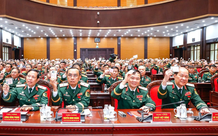 Khai mạc Phi&ecirc;n thứ nhất Đại hội đại biểu to&agrave;n quốc Hội Cựu chiến binh Việt Nam lần thứ VIII - Ảnh 2.