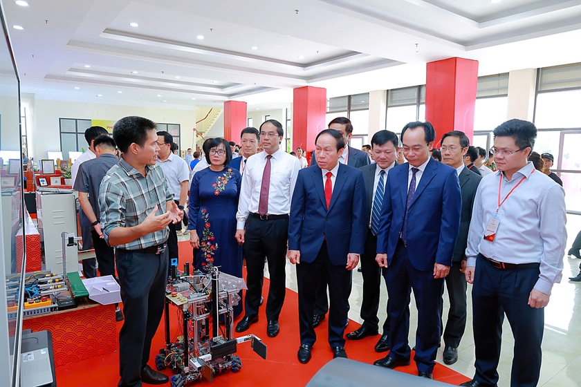 S&aacute;p nhập Trường Cao đẳng Luật miền Bắc Đại học Th&aacute;i Nguy&ecirc;n - Ảnh 8.