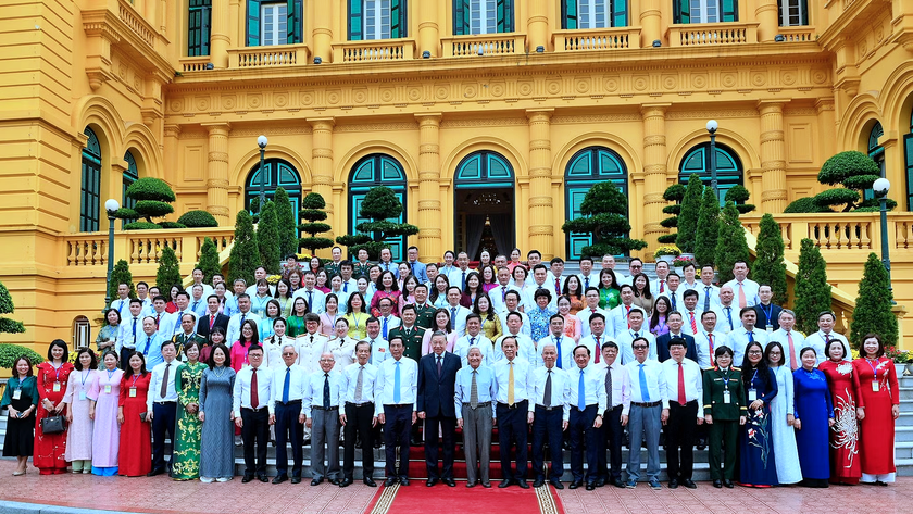 Báo chí đồng hành cùng đất nước hướng tới các mốc phát triển lớn của dân tộc - Ảnh 1.