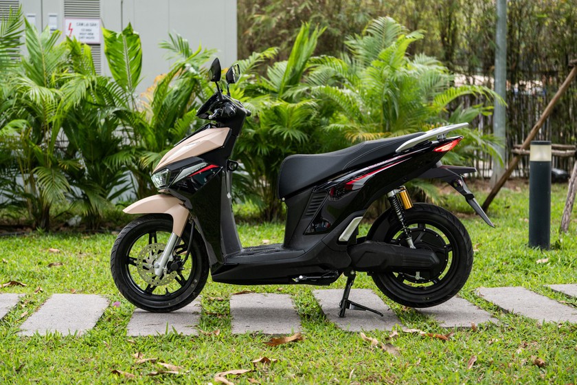 VinFast Viper ghi điểm với d&acirc;n đ&ocirc; thị: Đẹp d&aacute;ng, nhẹ chi ph&iacute;, đổi pin tiện- Ảnh 1.