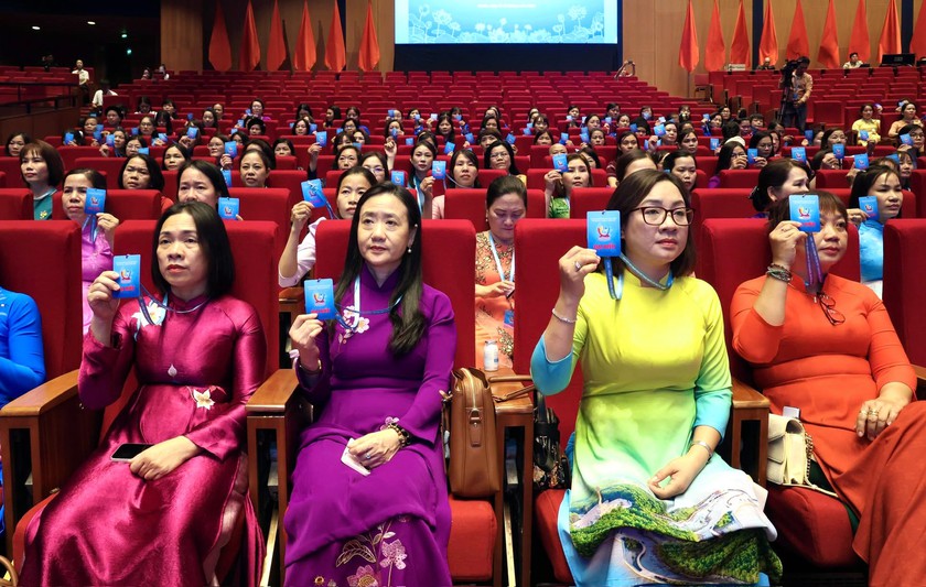 Phiên làm việc thứ nhất Đại hội Phụ nữ toàn quốc lần thứ XIV, nhiệm kỳ 2026-2031 - Ảnh 2.