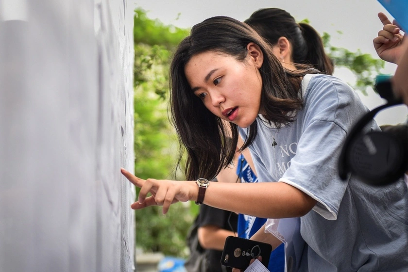Th&iacute; sinh bắt đầu thử nghiệm đăng k&yacute; x&eacute;t tuyển đại học - Ảnh 1.