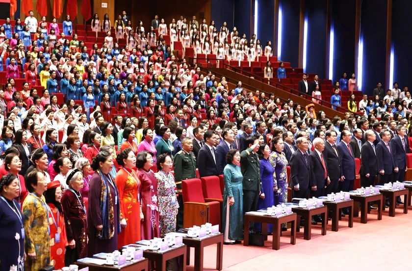 Khai mạc phiên trọng thể Đại hội đại biểu Phụ nữ toàn quốc lần thứ XIV, nhiệm kỳ 2026-2031 - Ảnh 2.