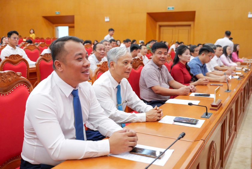 Th&aacute;i Nguy&ecirc;n: Gặp mặt c&aacute;c cơ quan b&aacute;o ch&iacute;; trao Giải thưởng B&aacute;o ch&iacute; Huỳnh Th&uacute;c Kh&aacute;ng của tỉnh lần thứ II - năm 2026 - Ảnh 3.