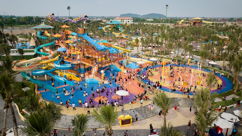Nh&agrave; phố Sun Urban City chuẩn bị b&agrave;n giao, hưởng &ldquo;lộc&rdquo; từ đại lộ lễ hội đ&ocirc;ng nghịt kh&aacute;ch- Ảnh 5.