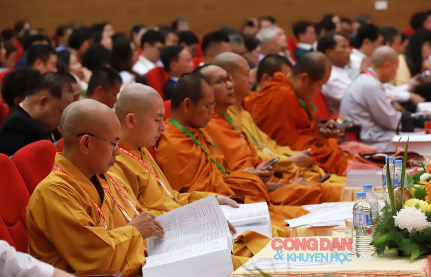 Cặp x&aacute; lị ở Nhạn Th&aacute;p ch&ocirc;n trong hộp v&agrave;ng r&ograve;ng b&ecirc;n bờ s&ocirc;ng Lam l&agrave; vi&ecirc;n ngọc qu&yacute;  - Ảnh 2.
