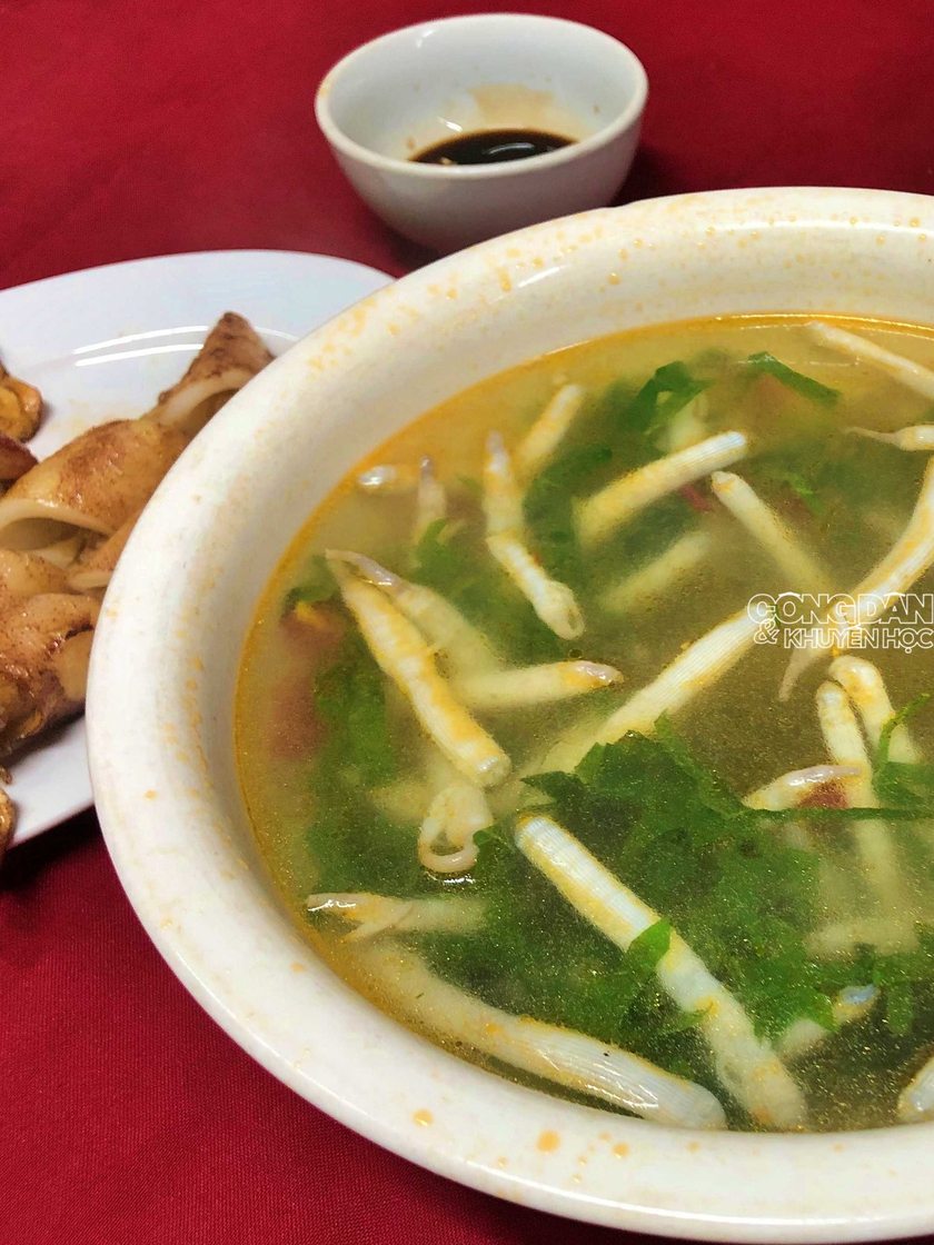 M&oacute;n ăn "c&oacute; tiền cũng kh&oacute; mua" - đặc sản đảo Quan Lạn, biển Quảng Ninh - Ảnh 3.