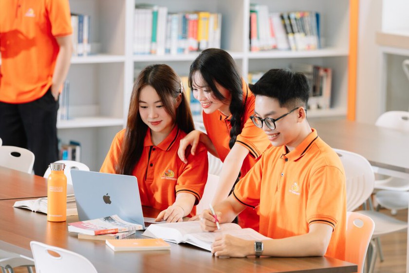Trường Đại học FPT v&agrave;o nh&oacute;m 201-300 đại học ph&aacute;t triển bền vững h&agrave;ng đầu thế giới - Ảnh 1.