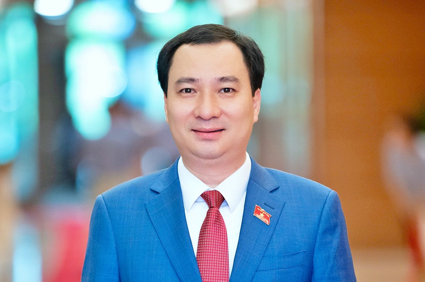 Nỗi lo từ chiếc điện thoại tr&ecirc;n tay trẻ em - Ảnh 1.