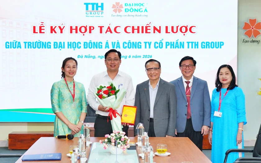 Trường Đại học Đ&ocirc;ng &Aacute; v&agrave; Trường Đại học Gi&aacute;o dục hợp t&aacute;c to&agrave;n diện trong đ&agrave;o tạo, nghi&ecirc;n cứu  - Ảnh 2.