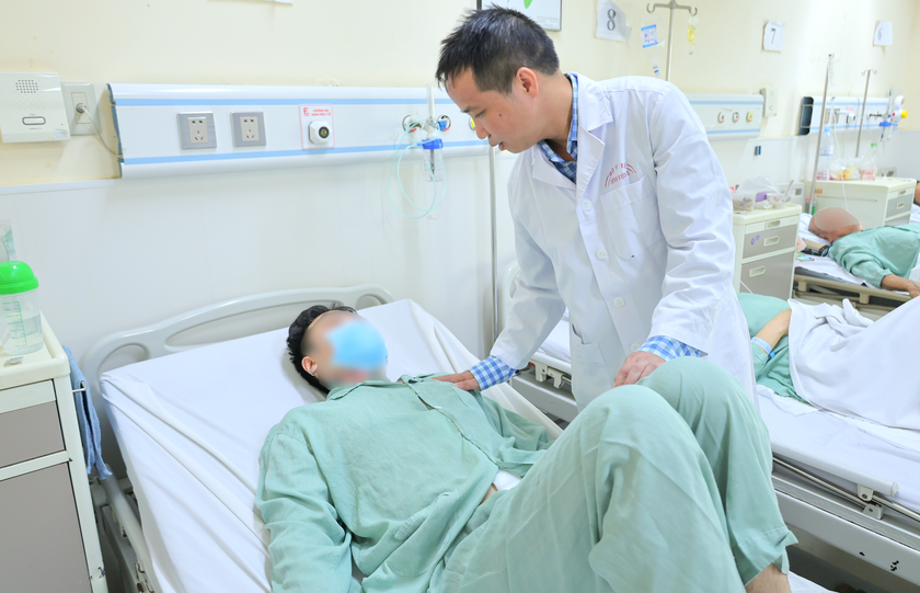 Bệnh viện E cứu sống quả thận dập n&aacute;t cho người bệnh đa chấn thương bằng kỹ thuật gh&eacute;p tự th&acirc;n - Ảnh 1.