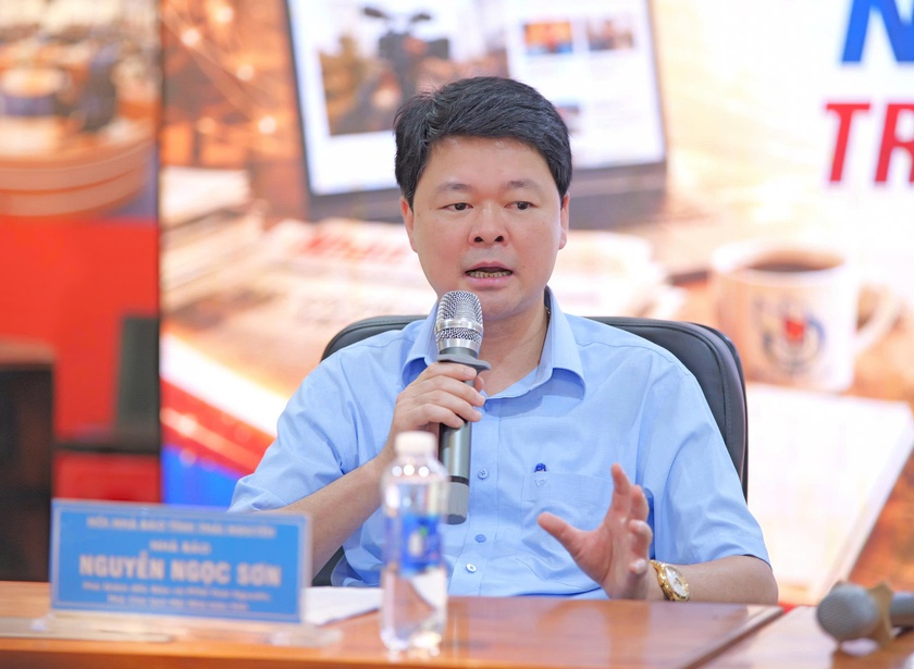 Về nguồn, tiếp lửa truyền thống cho sinh vi&ecirc;n b&aacute;o ch&iacute; - Ảnh 5.