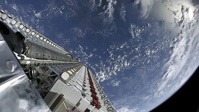 Sau Internet vệ tinh, SpaceX muốn bán gói cước di động trực tiếp cho người dùng - Ảnh 1.