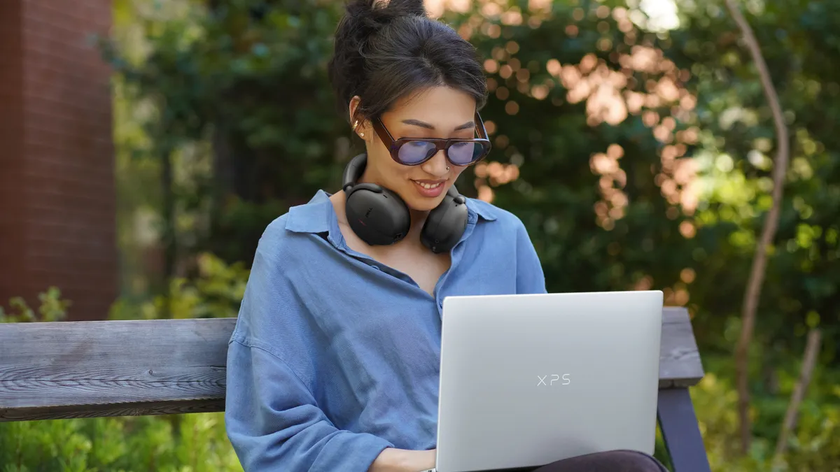 Dell XPS 13: Laptop AI gi&aacute; phổ th&ocirc;ng đang th&aacute;ch thức MacBook theo c&aacute;ch mới - Ảnh 1.