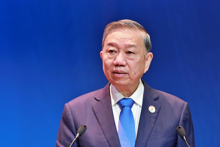 Tổng B&iacute; thư, Chủ tịch nước T&ocirc; L&acirc;m: Mỗi c&ocirc;ng nh&acirc;n phải c&oacute; cơ hội học tập suốt đời - Ảnh 4.