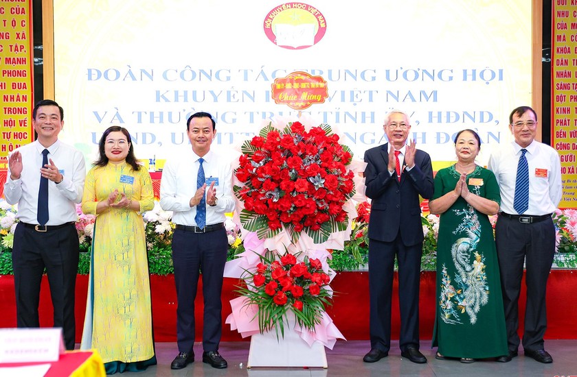 Hội Khuyến học tỉnh H&agrave; Tĩnh hướng tới chuyển đổi số v&agrave; ph&aacute;t triển nh&acirc;n lực chất lượng cao - Ảnh 2.