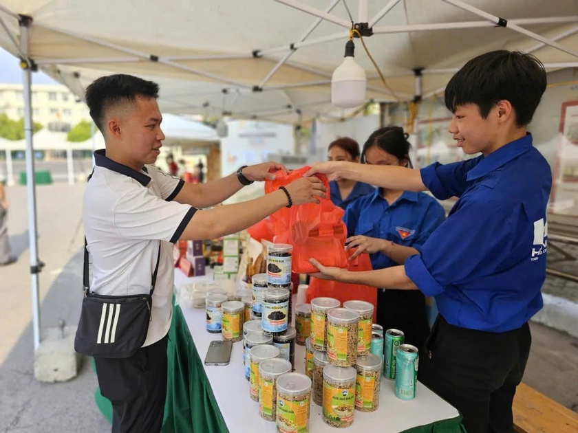 Trường Cao đẳng c&ocirc;ng nghệ cao H&agrave; Nội triển khai N&ocirc;ng nghiệp xanh - ESG - MRV - Net Zero v&agrave; AI trong n&ocirc;ng nghiệp - Ảnh 4.