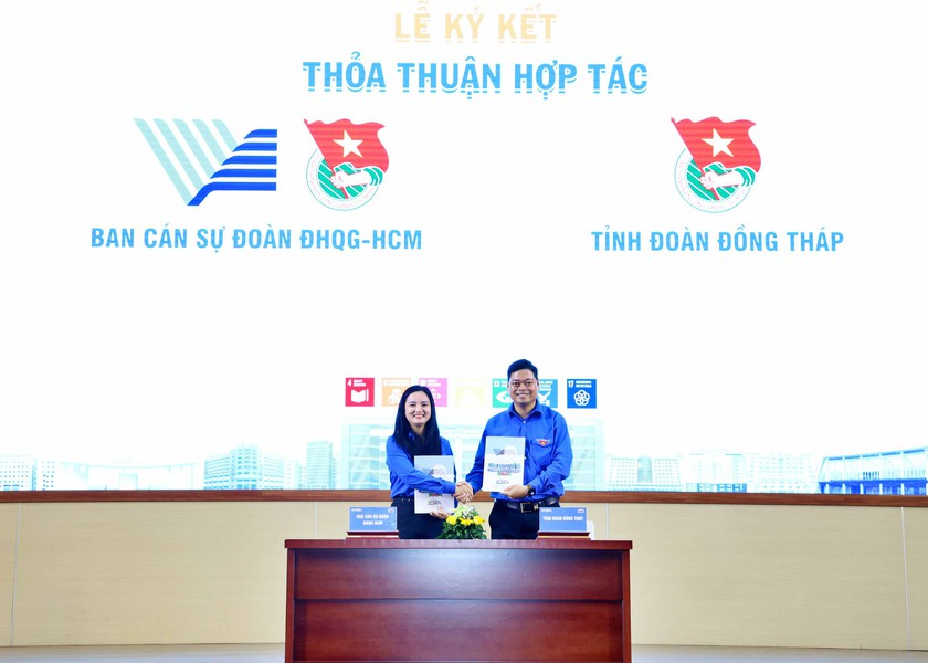 Đại học Quốc gia Th&agrave;nh phố Hồ Ch&iacute; Minh hợp t&aacute;c đưa khoa học c&ocirc;ng nghệ v&agrave; chuyển đổi số về cơ sở - Ảnh 3.