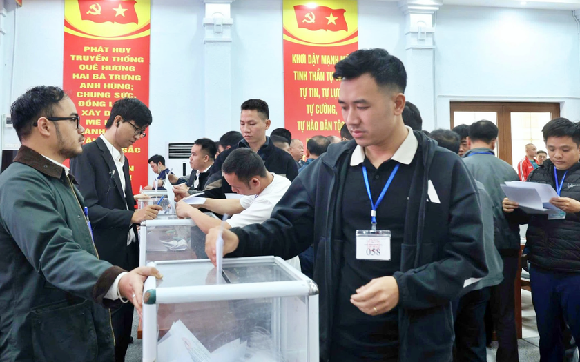 C&ocirc;ng an H&agrave; Nội ph&aacute;t th&ocirc;ng b&aacute;o đề nghị c&ocirc;ng d&acirc;n cảnh gi&aacute;c với lừa đảo, thổi gi&aacute; đất  - Ảnh 2.