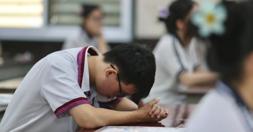 Thi tốt nghiệp trung học phổ thông 2026: Những vi phạm nào khiến thí sinh bị cảnh cáo, đình chỉ, hủy kết quả? - Ảnh 1.