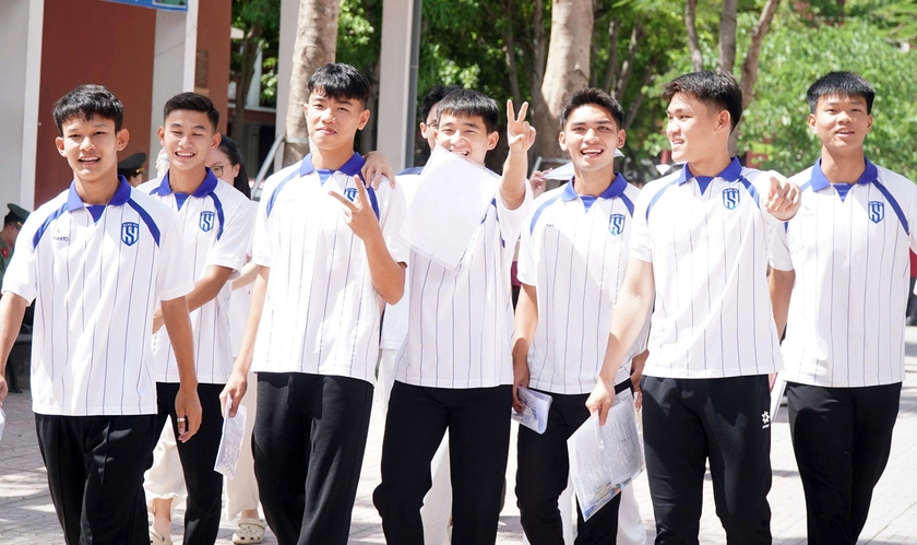Điểm gương mặt xuất sắc kỳ thi tốt nghiệp trung học phổ th&ocirc;ng ở Nghệ An - Ảnh 2.