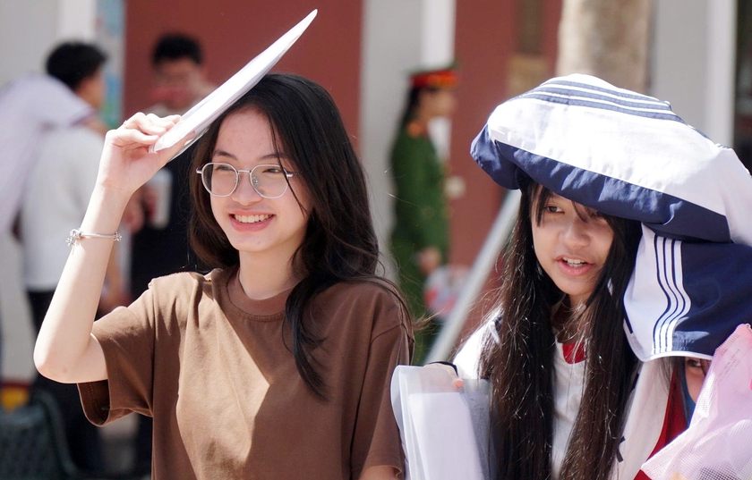Điểm gương mặt xuất sắc kỳ thi tốt nghiệp trung học phổ th&ocirc;ng ở Nghệ An - Ảnh 4.
