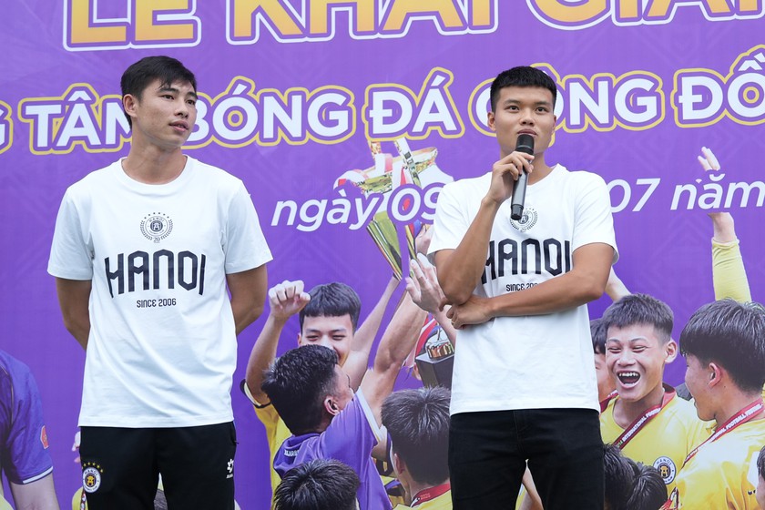 Bầu Hiển mở s&acirc;n chơi b&oacute;ng đ&aacute; cộng đồng cho trẻ em Thủ đ&ocirc;- Ảnh 3.