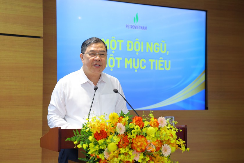 Petrovietnam đ&oacute;ng g&oacute;p quan trọng v&agrave;o ổn định kinh tế vĩ m&ocirc; - Ảnh 2.