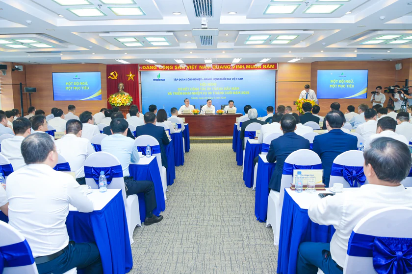 Petrovietnam đ&oacute;ng g&oacute;p quan trọng v&agrave;o ổn định kinh tế vĩ m&ocirc; - Ảnh 4.