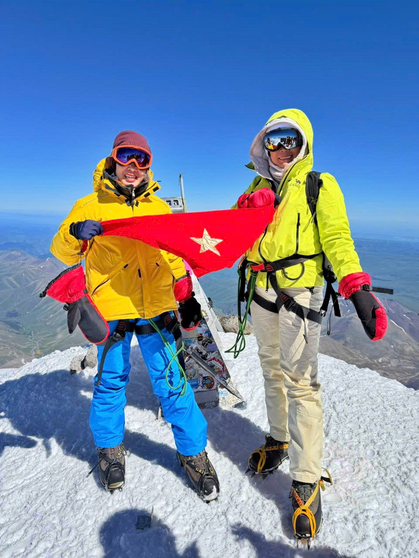 Chinh phục Elbrus: H&agrave;nh tr&igrave;nh "c&acirc;n n&atilde;o" tr&ecirc;n n&oacute;c nh&agrave; ch&acirc;u &Acirc;u - Ảnh 13.