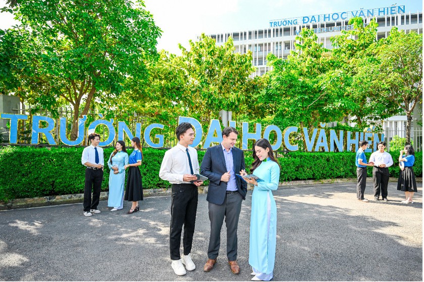Chốt nguyện vọng 1-2-3 v&agrave;o Văn Hiến, th&iacute; sinh nhận được hỗ trợ đến 60% học ph&iacute; học kỳ đầu - Ảnh 1.