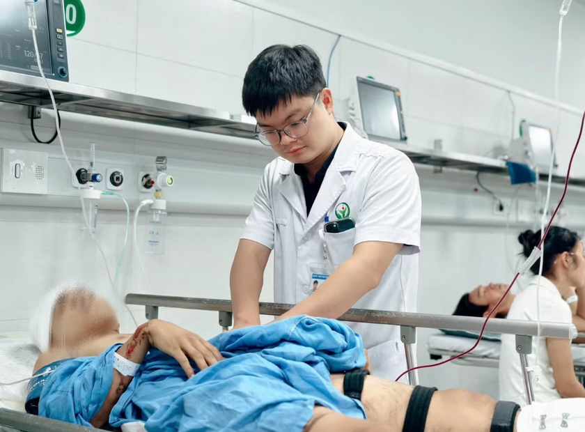 Thủ tướng ụ tai nạn giao thông trên cao tốc Pháp Vân - Cầu Giẽ - Ảnh 2.