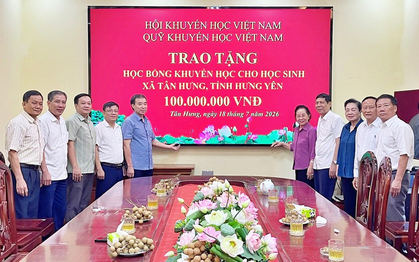 Tiếp thêm động lực trên hành trình "Học không bao giờ cùng" tại xã Tân Hưng - Ảnh 2.
