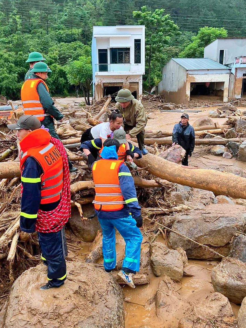 Lũ ở Mường Than (Lai Ch&acirc;u): 4 người chết, 7 người bị thương, 4 người nghi mất t&iacute;ch - Ảnh 1.