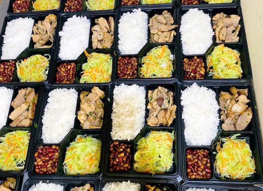 Những suất cơm nghĩa tình ở "tâm lũ" Mường Than - Ảnh 3.
