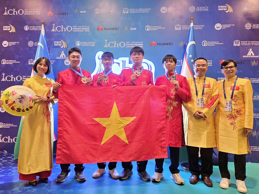 Việt Nam đoạt 4 Huy chương Vàng Olympic Hoá học quốc tế lần thứ 58 - Ảnh 1.