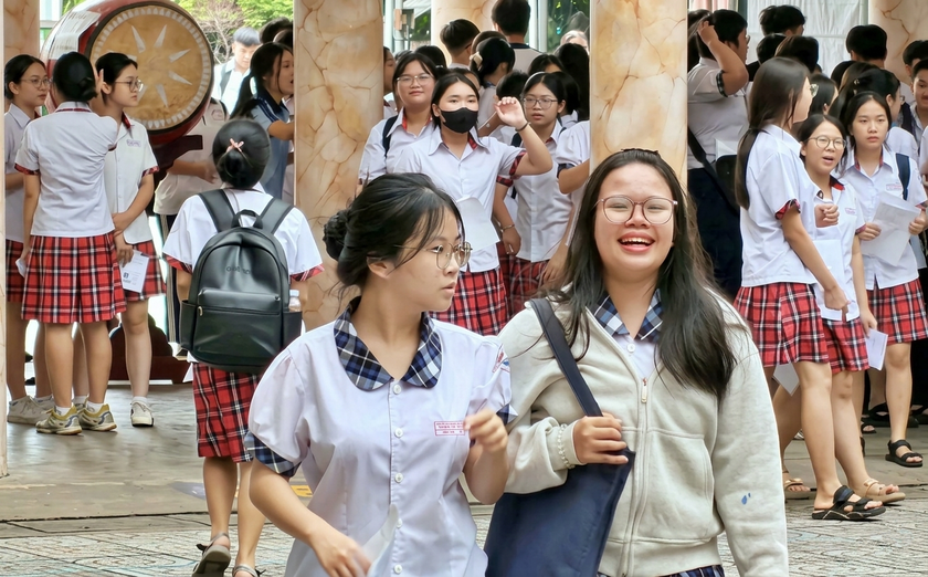 79 trường trung học phổ thông tuyển bổ sung gần 3.500 học sinh lớp 10 tại Thành phố Hồ Chí Minh - Ảnh 6.