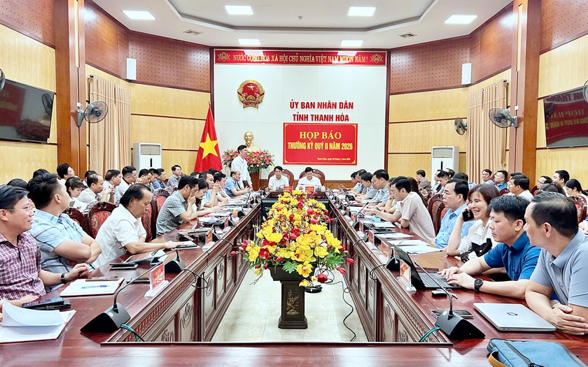 Thanh Hóa xây dựng kịch bản kinh tế xã hội hướng tới mục tiêu tăng trưởng 2 con số - Ảnh 1.