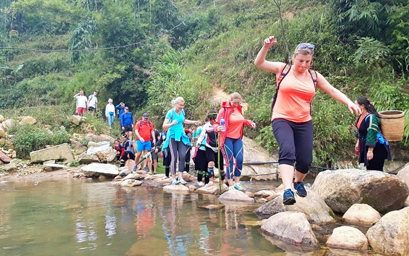 Du lịch Việt Nam, trải nghiệm "một đất nước, hai phi&ecirc;n bản m&ugrave;a h&egrave;" - Ảnh 3.