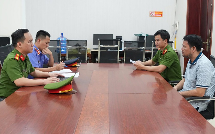 Triệt xo&aacute; đường d&acirc;y 'vẽ bệnh' n&uacute;p b&oacute;ng ph&ograve;ng kh&aacute;m, lừa dối kh&aacute;ch h&agrave;ng chục tỷ đồng - Ảnh 4.