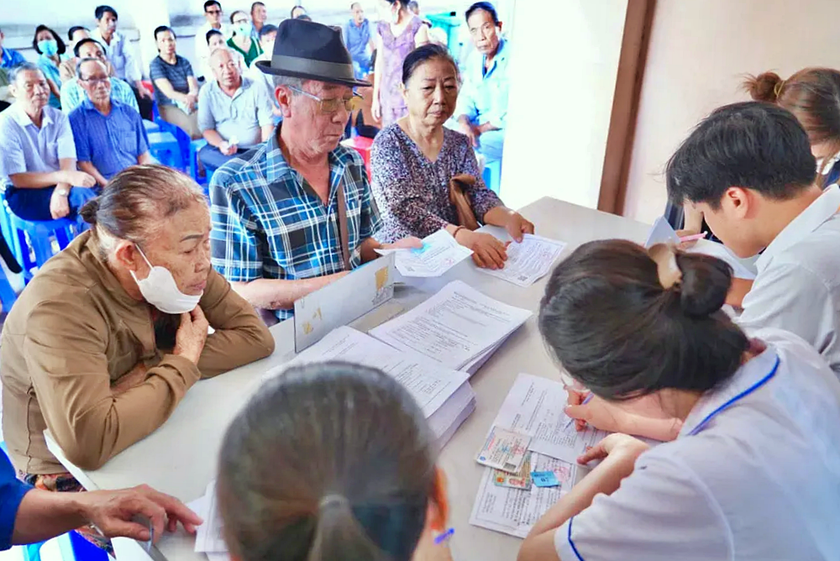 Thành phố Hồ Chí Minh đã có 1 triệu người được khám sức khỏe và lập hồ sơ sức khỏe điện tử - Ảnh 1.