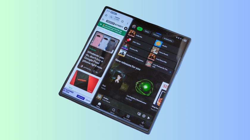 3 lựa chọn Android thay thế Galaxy Z Fold 8 Ultra với gi&aacute; th&agrave;nh hợp l&yacute; - Ảnh 2.