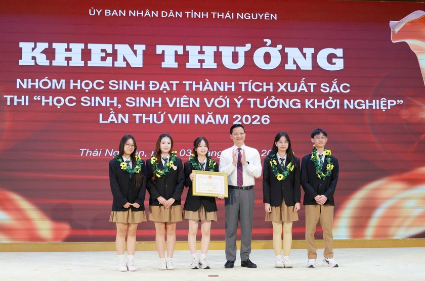 Th&aacute;i Nguy&ecirc;n tuy&ecirc;n dương học sinh, gi&aacute;o vi&ecirc;n đạt th&agrave;nh t&iacute;ch xuất sắc tại c&aacute;c kỳ thi cấp quốc gia - Ảnh 6.