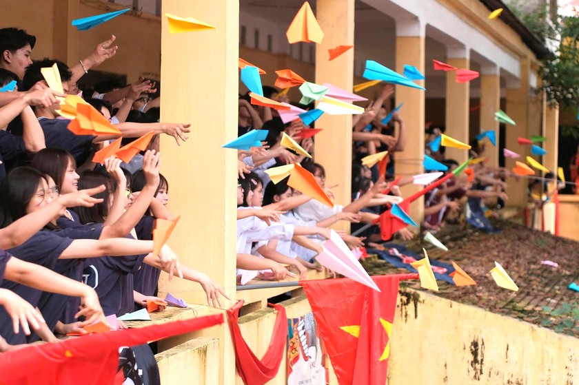 Vượt qua áp lực tâm lý, bình tâm điều chỉnh nguyện vọng và tìm hướng đi mới - Ảnh 1.