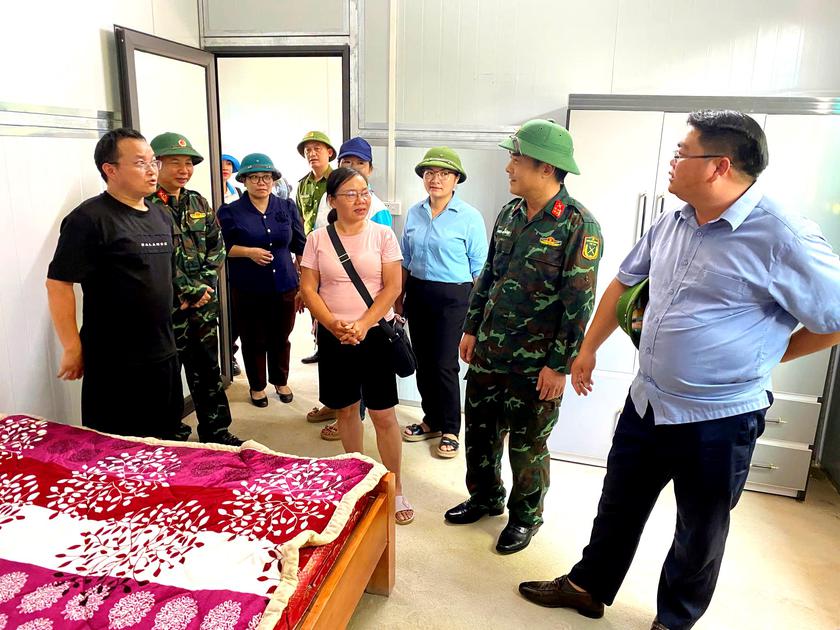 Lai Ch&acirc;u: B&agrave;n giao 7 ng&ocirc;i nh&agrave; cho hộ d&acirc;n v&ugrave;ng lũ Mường Than - Ảnh 1.
