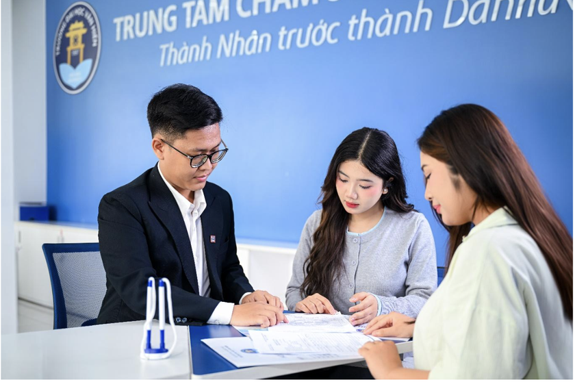 Chọn nguyện vọng 1 v&agrave;o Văn Hiến, th&iacute; sinh nhận học bổng đến 80% học ph&iacute; to&agrave;n kh&oacute;a - Ảnh 1.