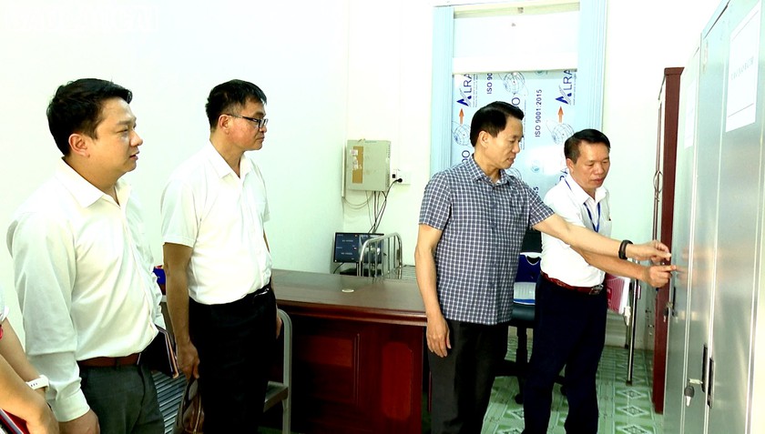 Gi&aacute;m đốc Sở GD v&agrave; ĐT L&agrave;o Cai cho rằng 41 điểm 10 m&ocirc;n To&aacute;n ở một cụm thi khối trường chuy&ecirc;n l&agrave; ph&ugrave; hợp  - Ảnh 2.